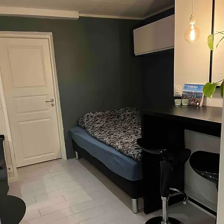 And Cozy For 2 People In The Heart Of Tromsdalen