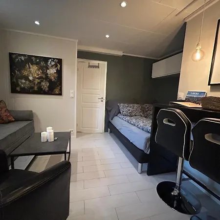 And Cozy For 2 People In The Heart Of * Tromsdalen