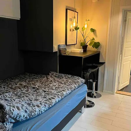 And Cozy For 2 People In The Heart Of Tromsdalen